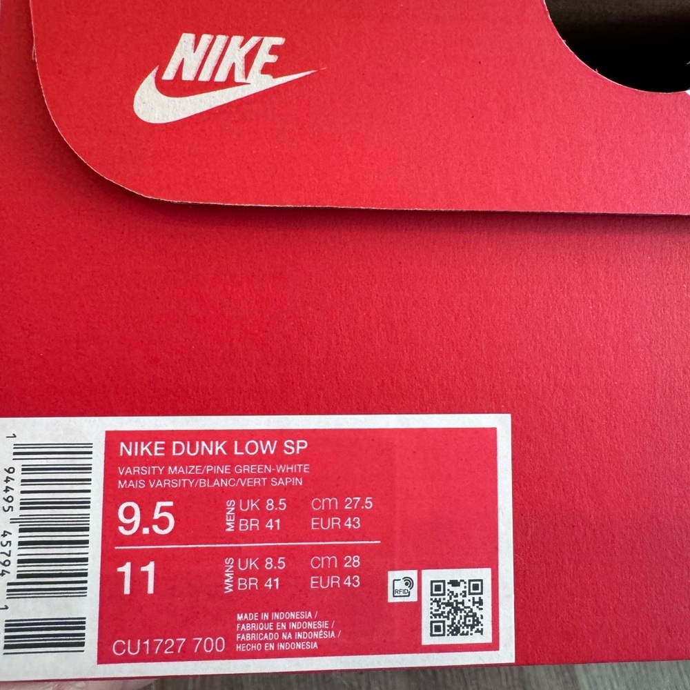 NWT Nike Dunk Low Brazil - Size 9.5 Men - Picture 10 of 11
